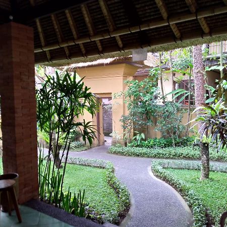 Ubud Lestari Bungalows Exterior foto